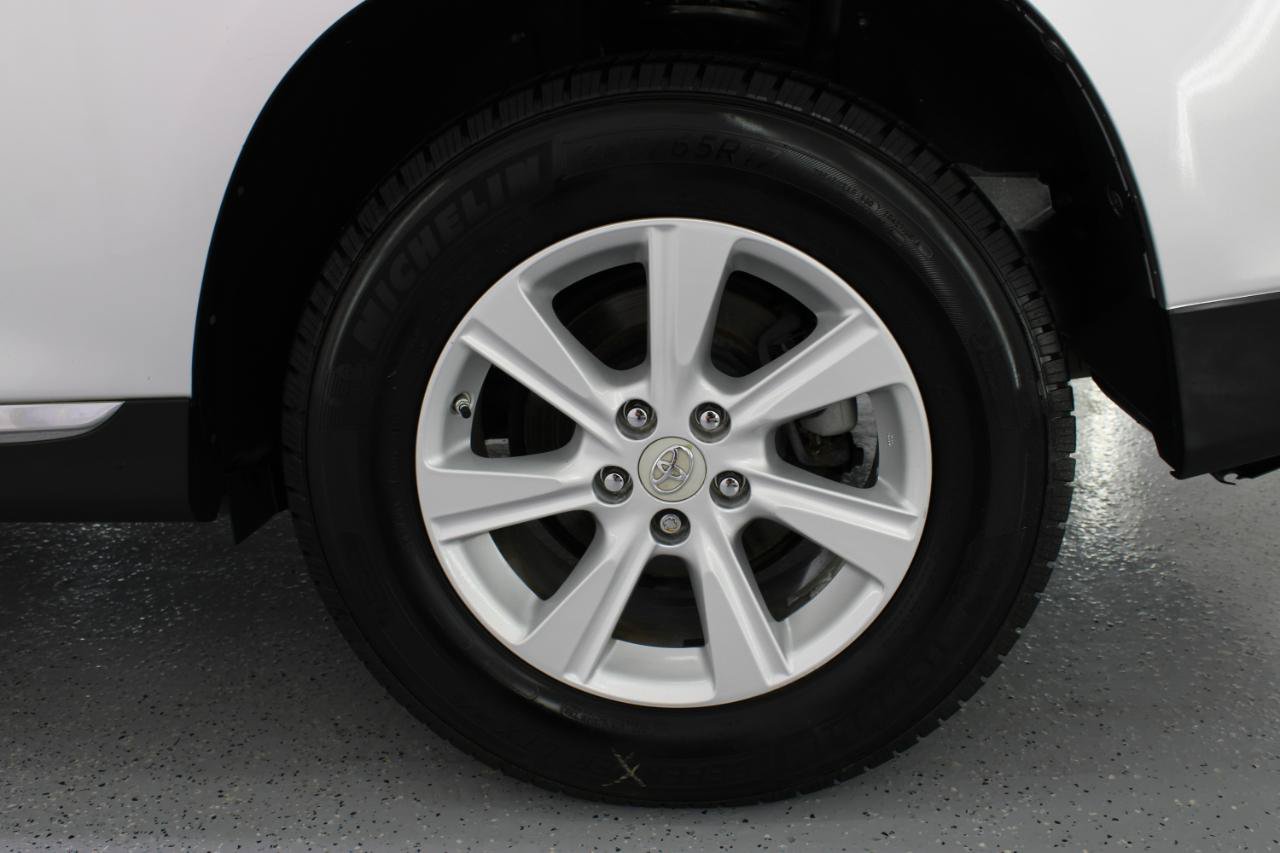 Used 2011 Toyota Highlander SE w/ Tow Pkg FWD image 81