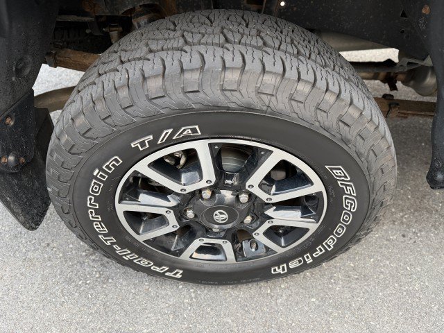 Used 2017 Toyota Tundra SR5 w/ TRD Off Road Package AWD/4WD image 26