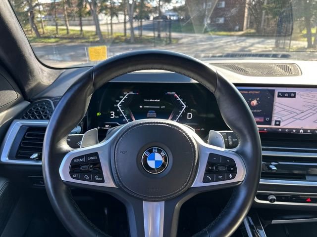 Used 2024 BMW X7 xDrive40i w/ M Sport Package image 53