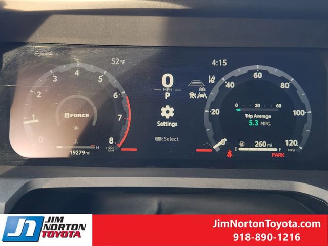 Used 2025 Toyota Tacoma TRD Off-Road image 17