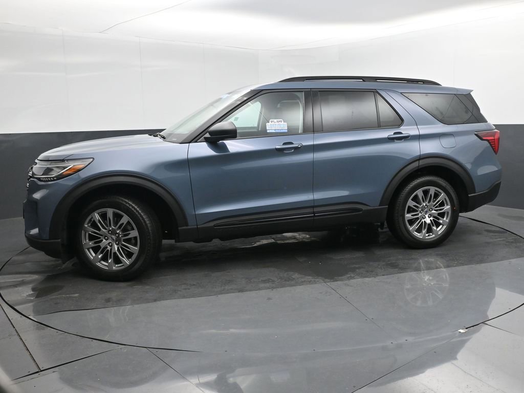 New 2026 Ford Explorer Active image 2
