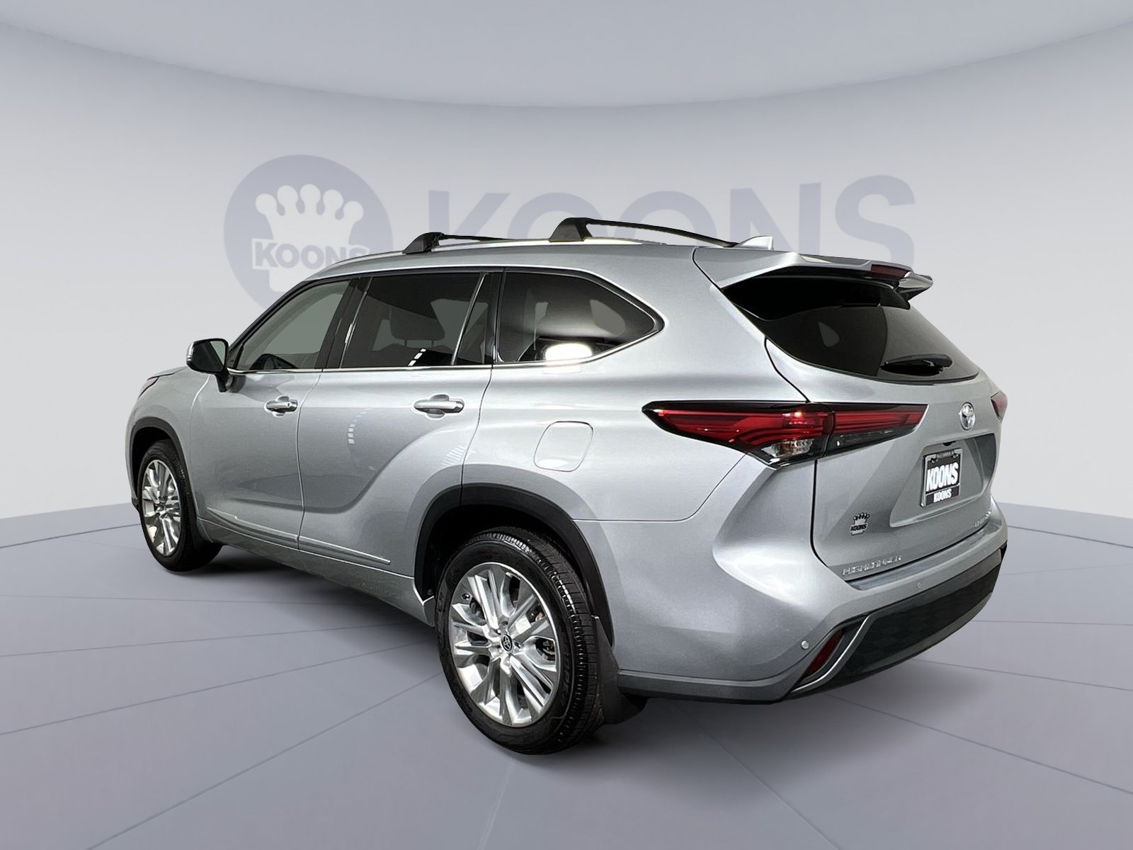 Used 2021 Toyota Highlander Limited AWD/4WD image 8