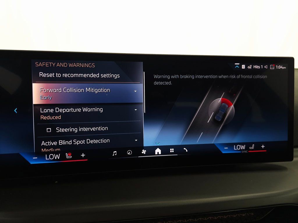 Used 2025 BMW 230i xDrive Coupe w/ Convenience Package image 20