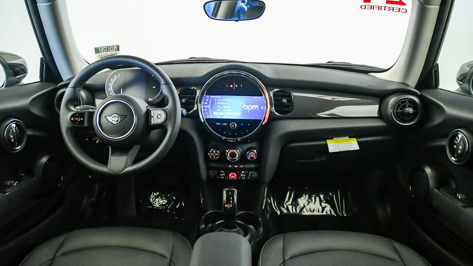Certified 2024 MINI Cooper 2-Door Hardtop w/ Storage Package FWD image 15