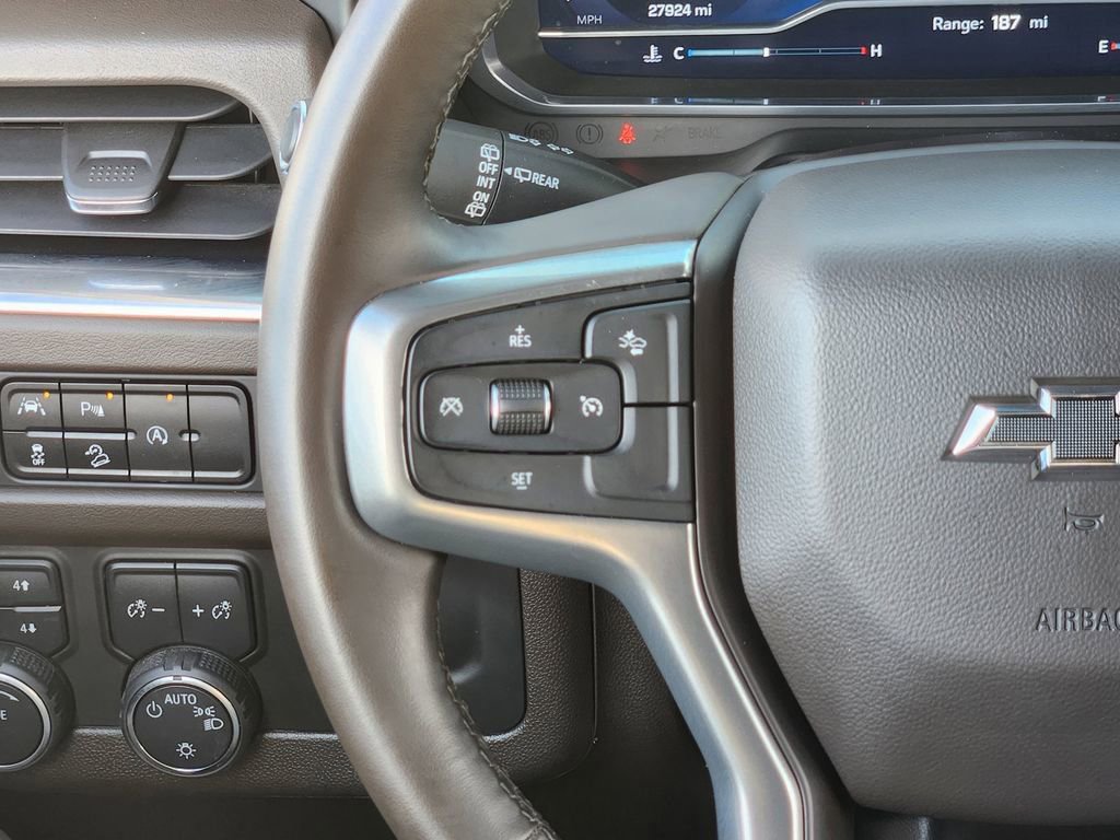 Used 2023 Chevrolet Tahoe Z71 image 30