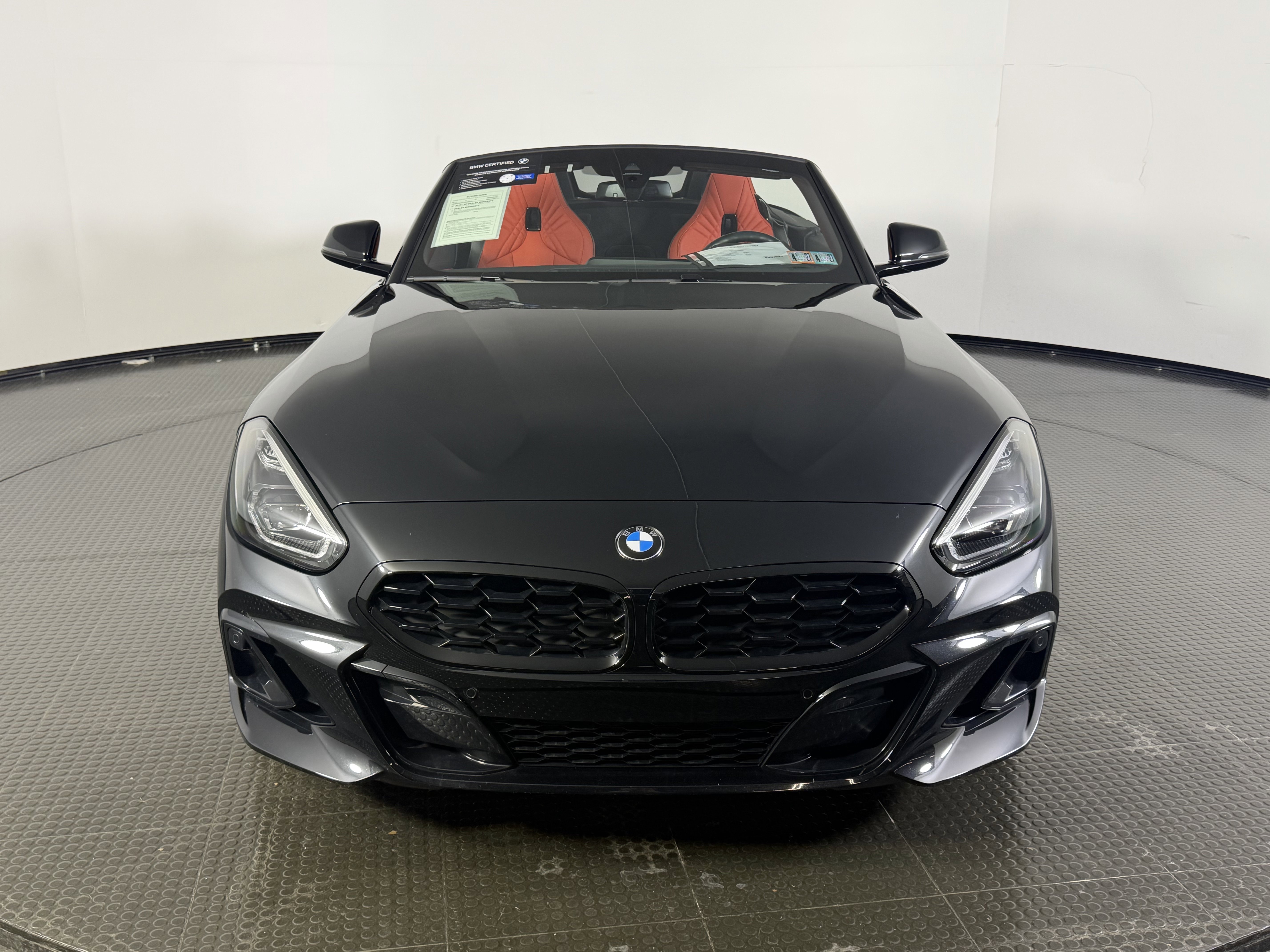 Certified 2025 BMW Z4 sDrive30i w/ Premium Package RWD image 2