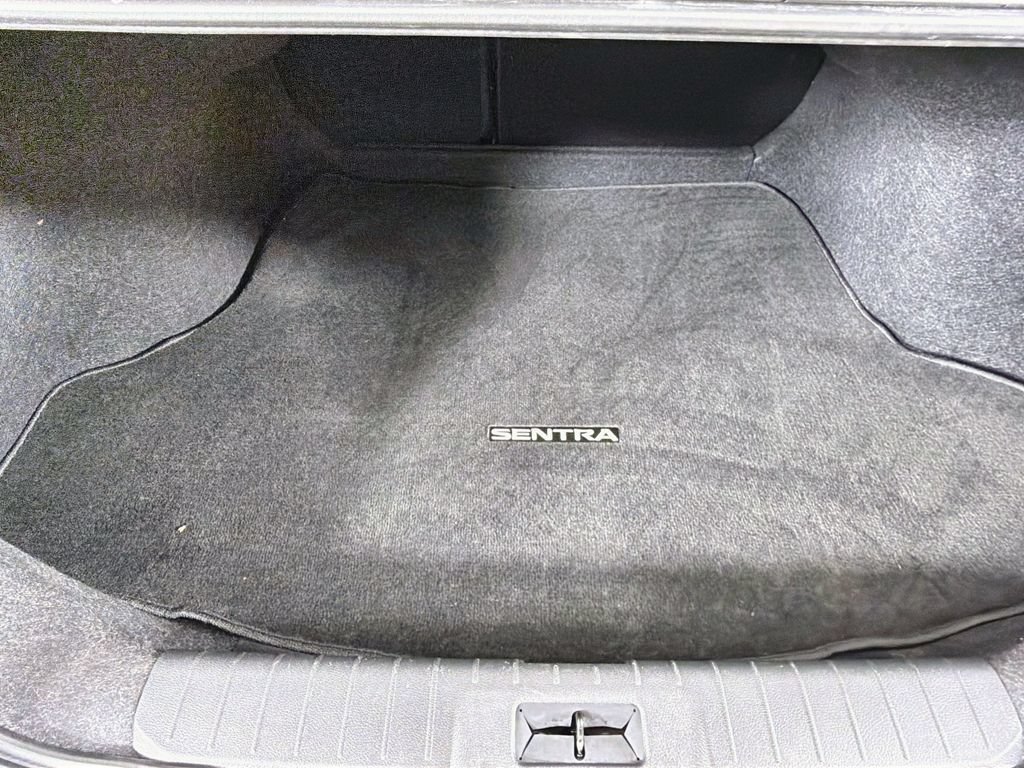Used 2024 Nissan Sentra SV FWD image 14
