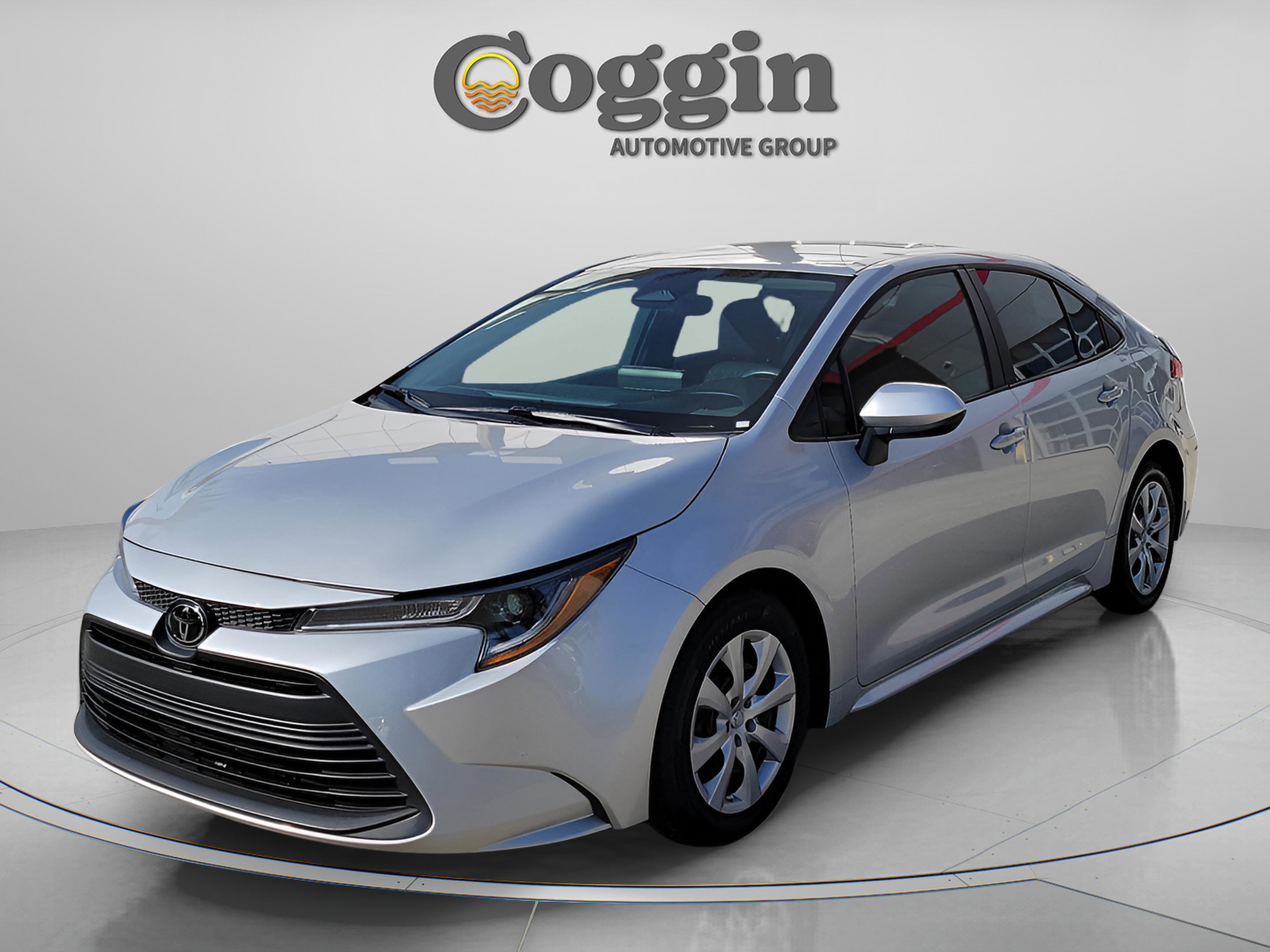 Used 2023 Toyota Corolla LE FWD video 1