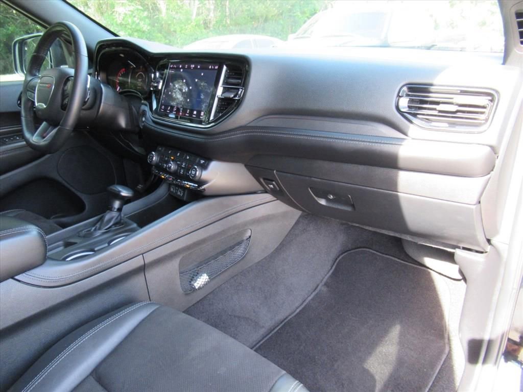 Used 2022 Dodge Durango GT RWD image 11