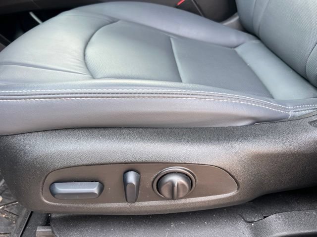 Used 2024 Buick Enclave Essence w/ Trailering Package, 5000 lbs. FWD image 23