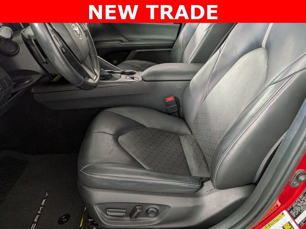 Used 2021 Toyota Camry XSE image 21