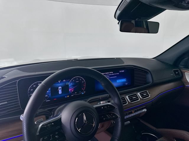 Certified 2025 Mercedes-Benz GLS 580 4MATIC image 9