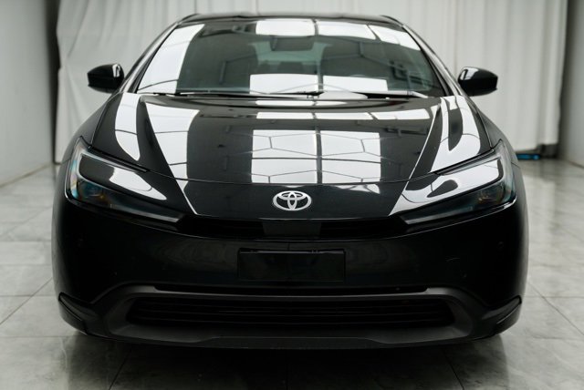 Used 2024 Toyota Prius LE image 5