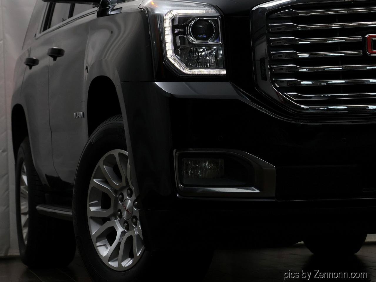 Used 2017 GMC Yukon SLT AWD/4WD image 4