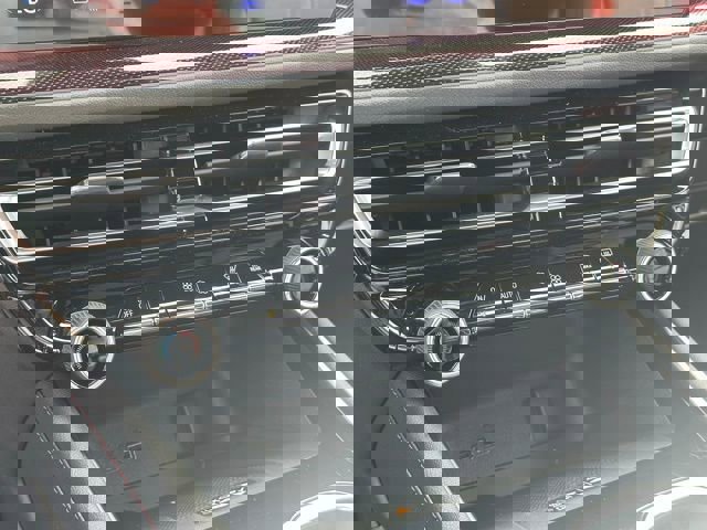 New 2026 Chevrolet Traverse RS w/ LPO, Floor Liner Package image 10