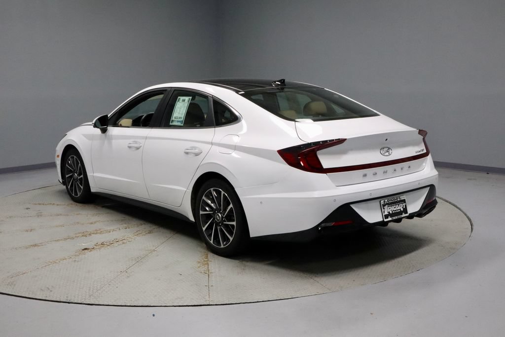 Used 2023 Hyundai Sonata Limited w/ Preferred Accessory Package FWD image 12