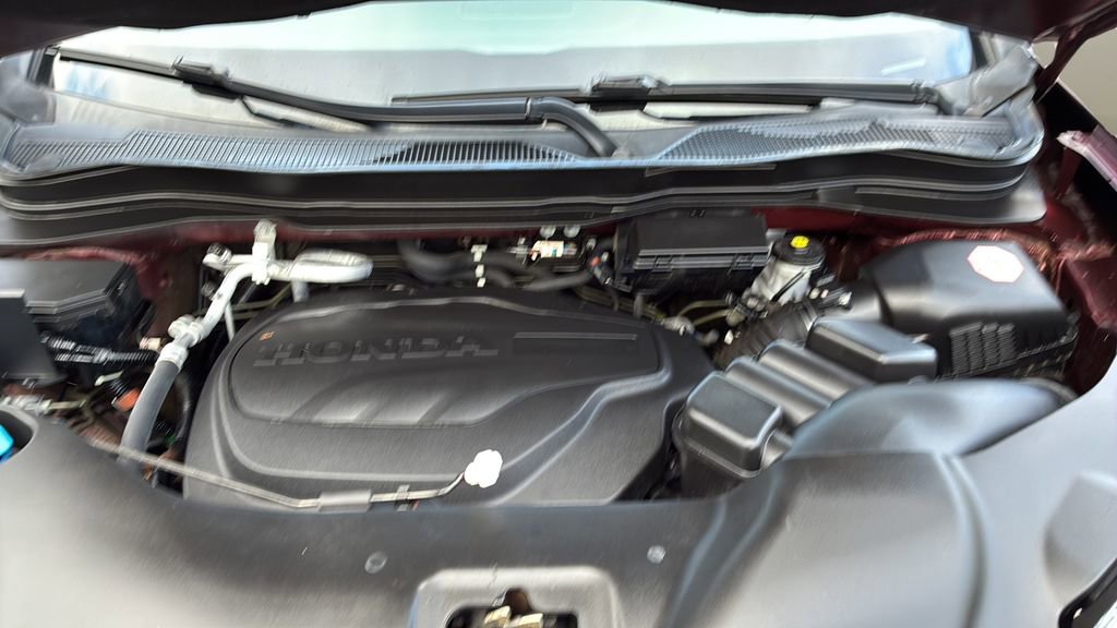 Used 2021 Honda Pilot Touring image 11