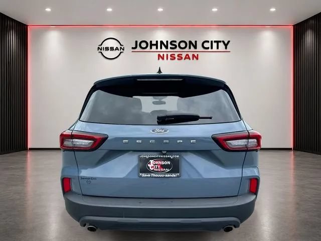 Used 2025 Ford Escape ST-Line FWD image 5
