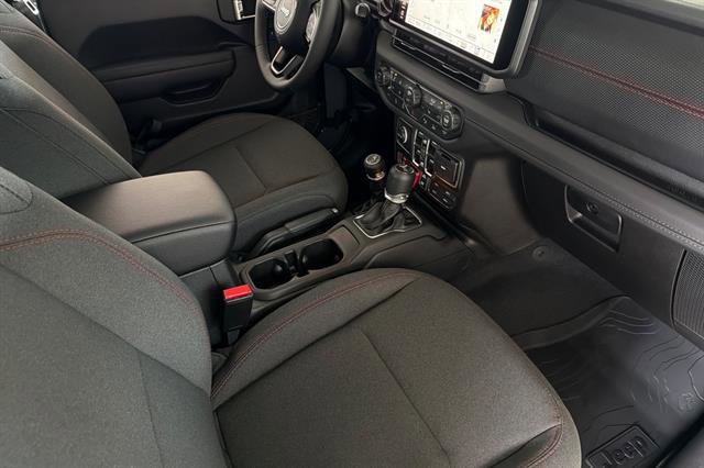 New 2026 Jeep Wrangler Unlimited Rubicon AWD/4WD image 8