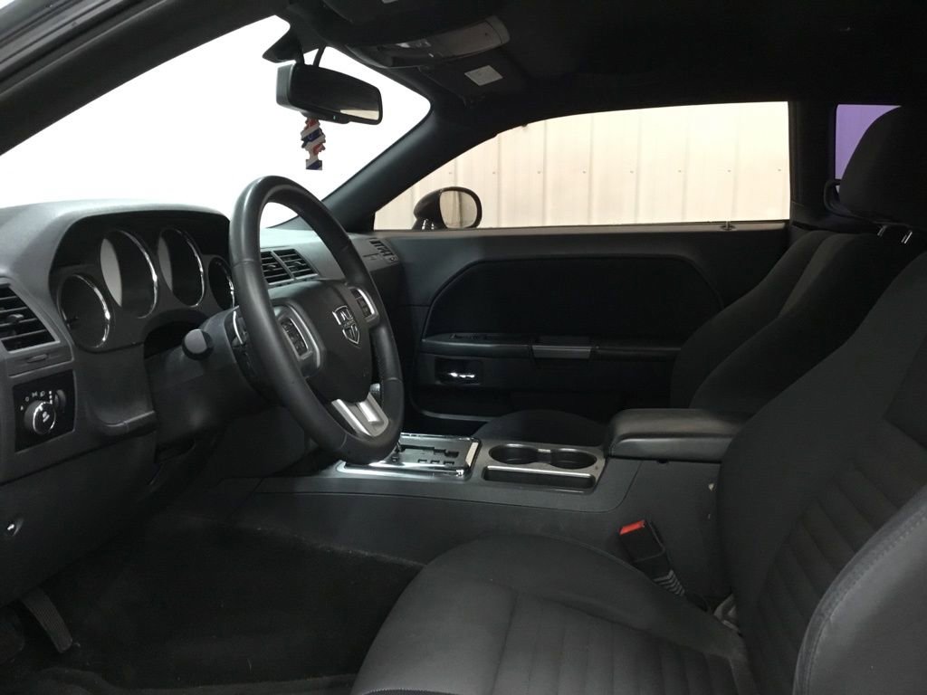 Used 2013 Dodge Challenger R/T w/ Electronics Convenience Group image 5