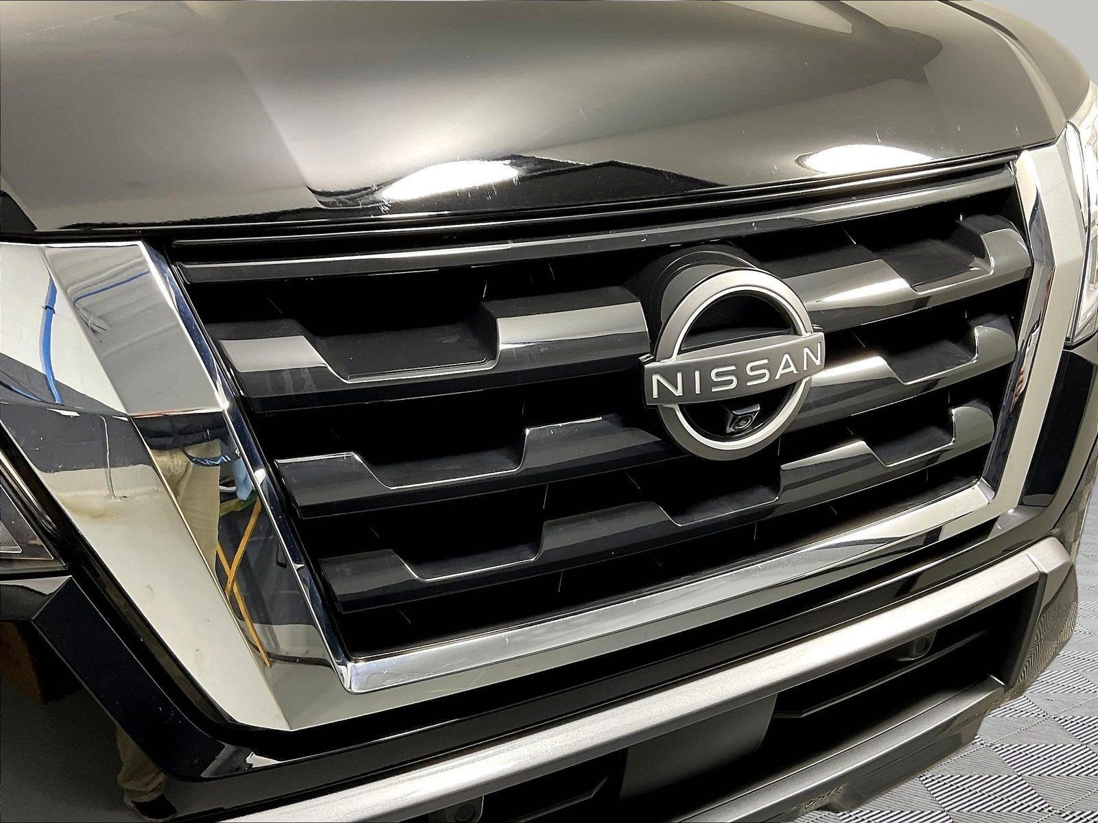 Certified 2024 Nissan Armada SL w/ Cargo Package AWD/4WD image 34