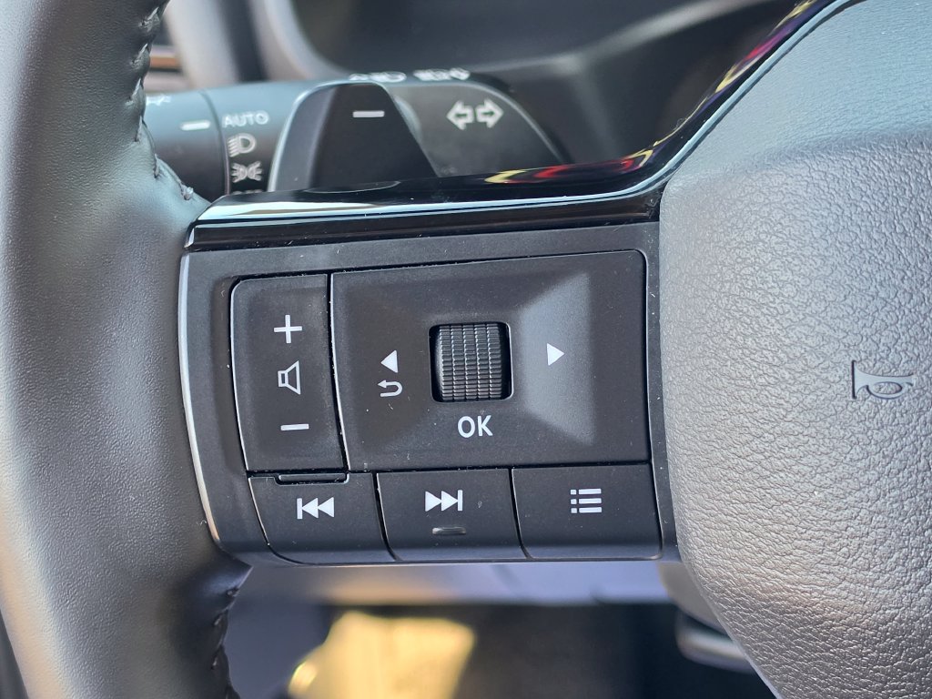 Used 2026 Nissan Rogue Platinum w/ Platinum Premium Package AWD/4WD image 17