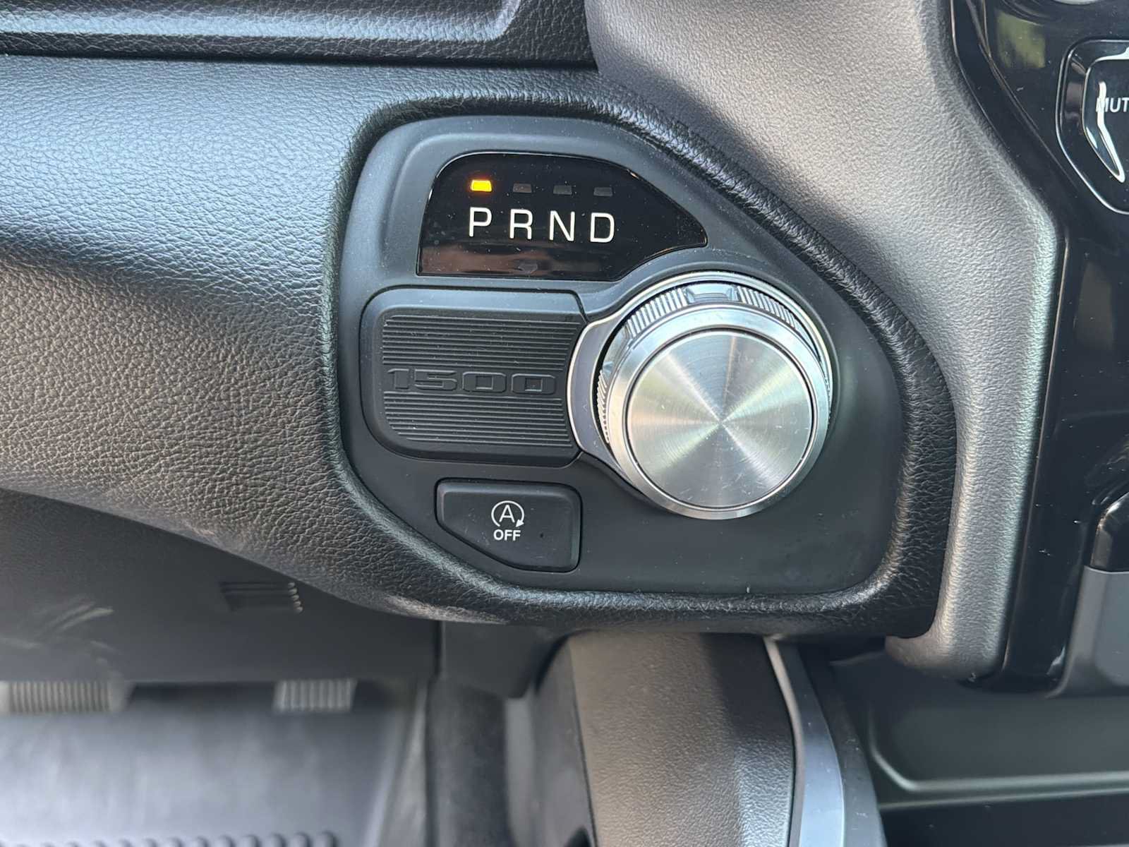 Used 2025 RAM 1500 Laramie RWD image 12