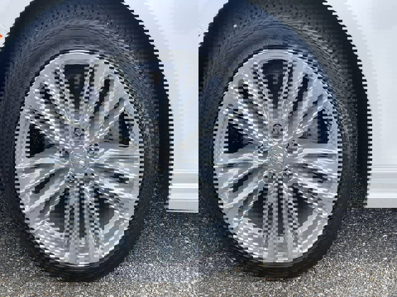 Used 2023 Cadillac CT4 Premium Luxury image 38