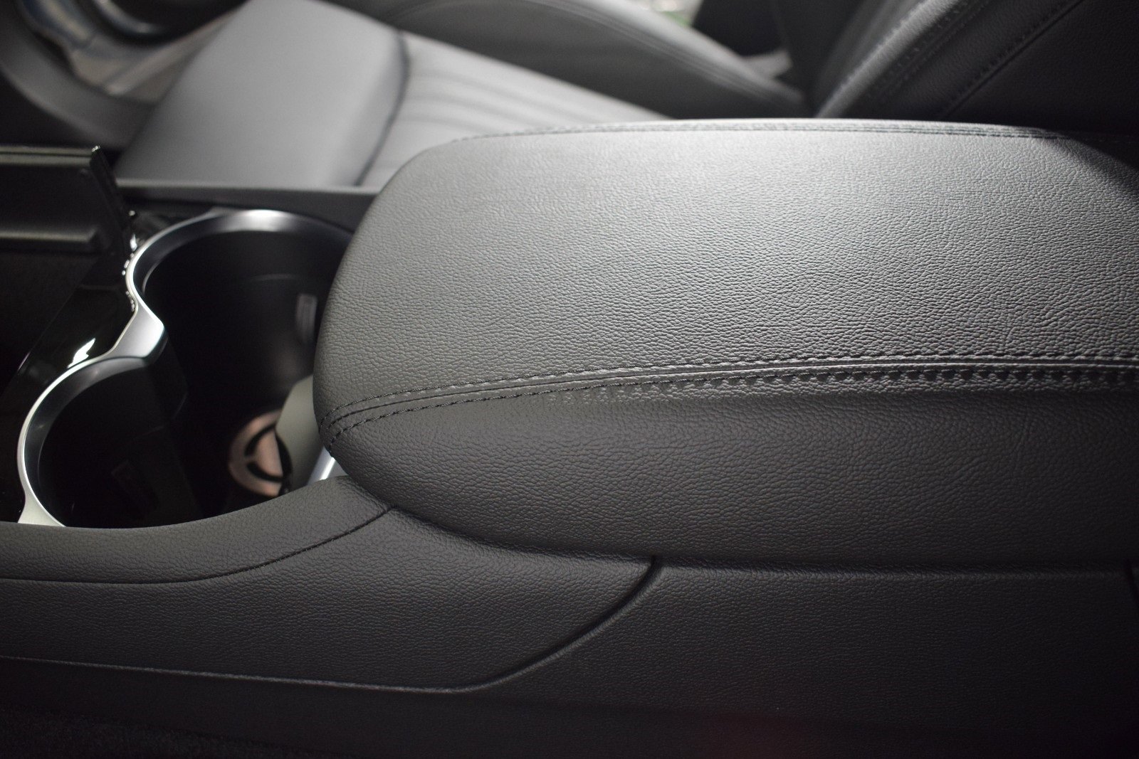 New 2024 Maserati Grecale Modena image 38