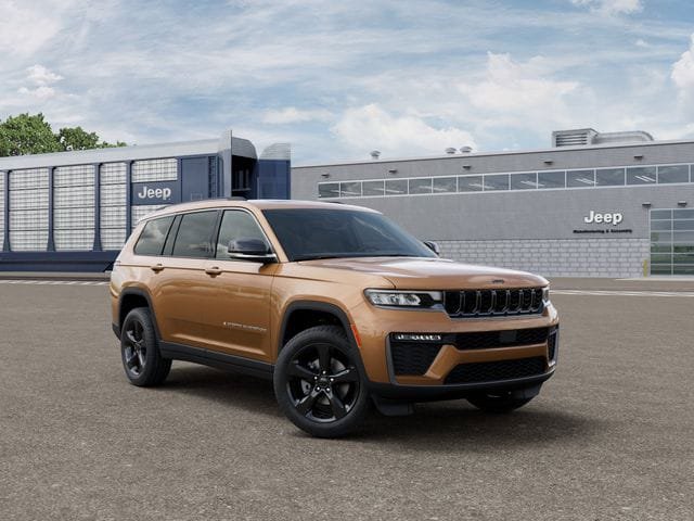 New 2026 Jeep Grand Cherokee L Limited w/ Limited Altitude Package AWD/4WD image 3