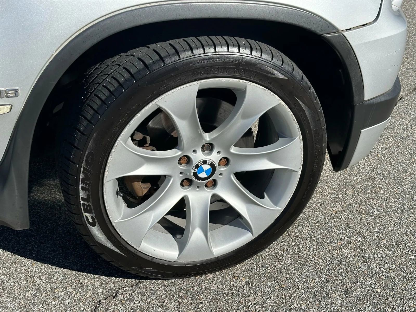 Used 2005 BMW X5 4.8is image 11