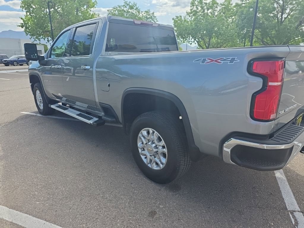 Certified 2024 Chevrolet Silverado 2500 LTZ AWD/4WD image 6