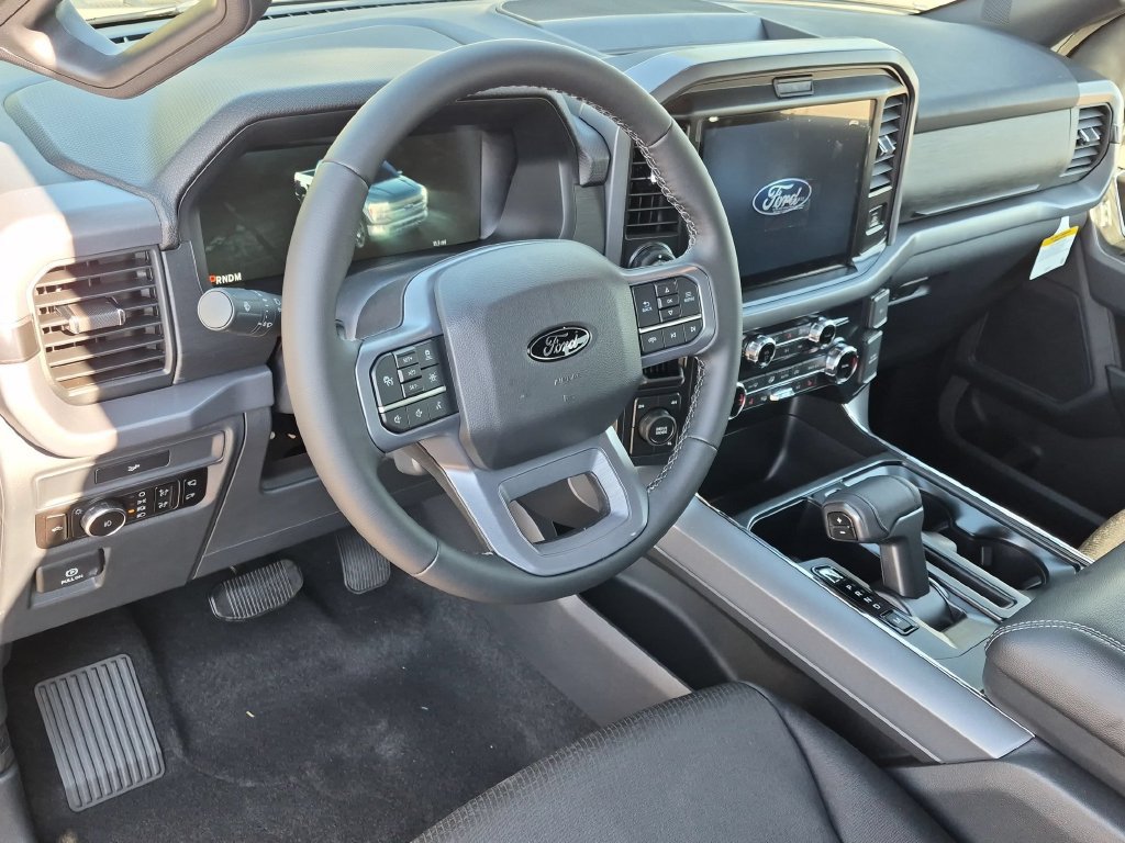New 2026 Ford F150 XLT w/ Equipment Group 302A MID AWD/4WD image 9