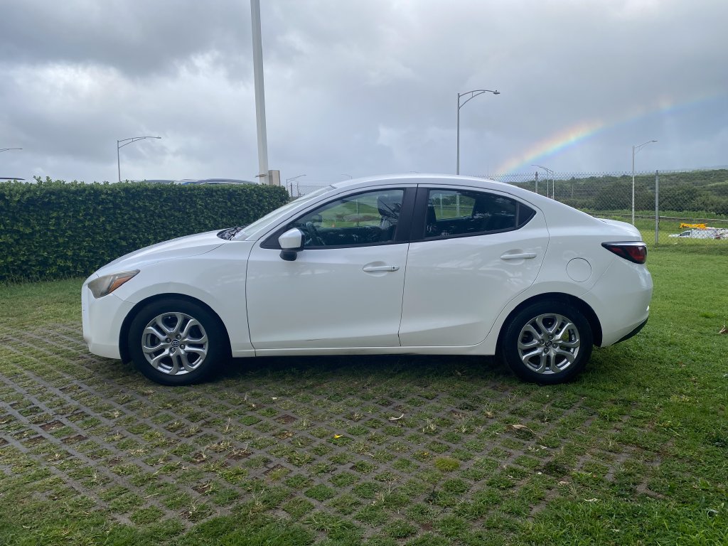Used 2016 Scion iA FWD image 22