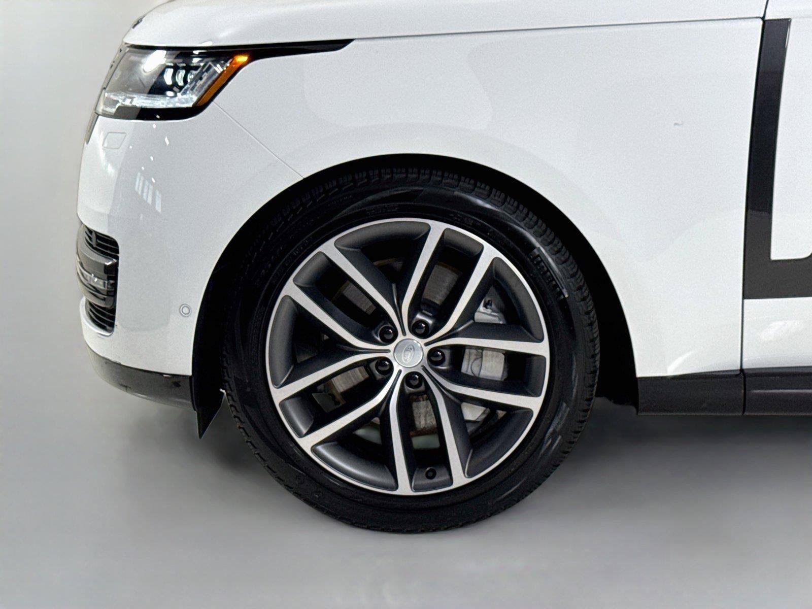 Used 2024 Land Rover Range Rover SE AWD/4WD image 38