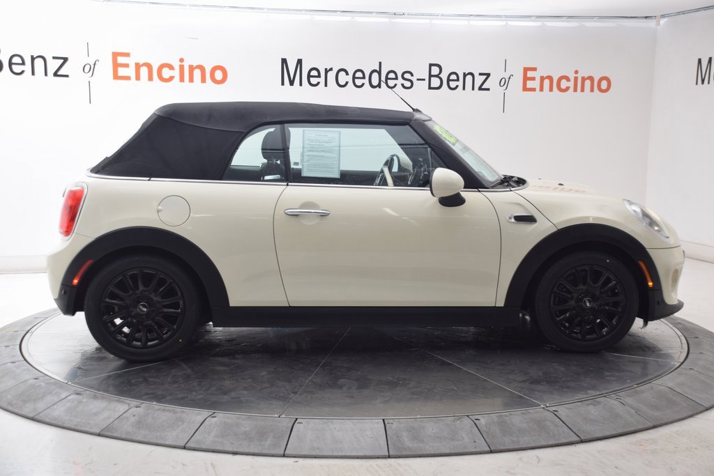 Used 2018 MINI Cooper Convertible image 7