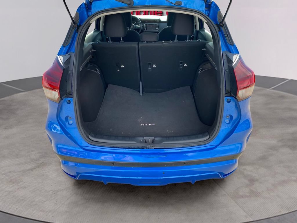 Used 2023 Nissan Kicks S FWD image 18
