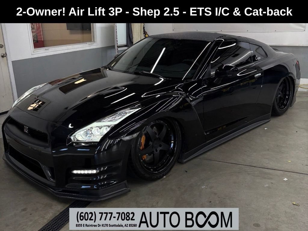 Used 2016 Nissan GT-R Premium AWD/4WD image 1