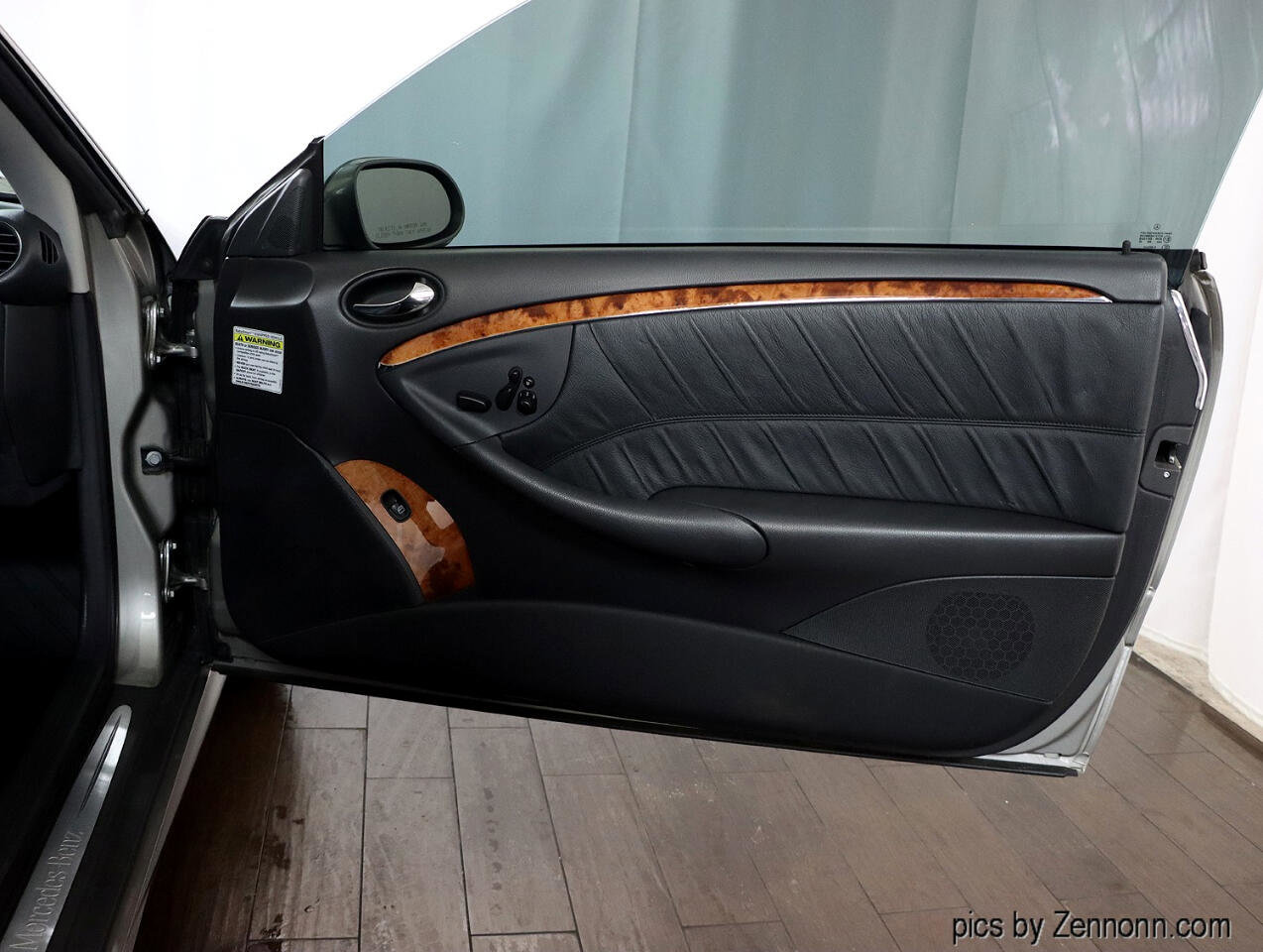 Used 2004 Mercedes-Benz CLK 500 Cabriolet image 30