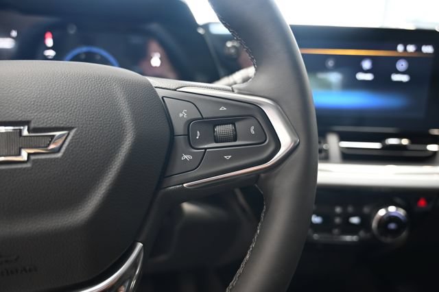 New 2026 Chevrolet Trax LT w/ Sunroof Package FWD image 23