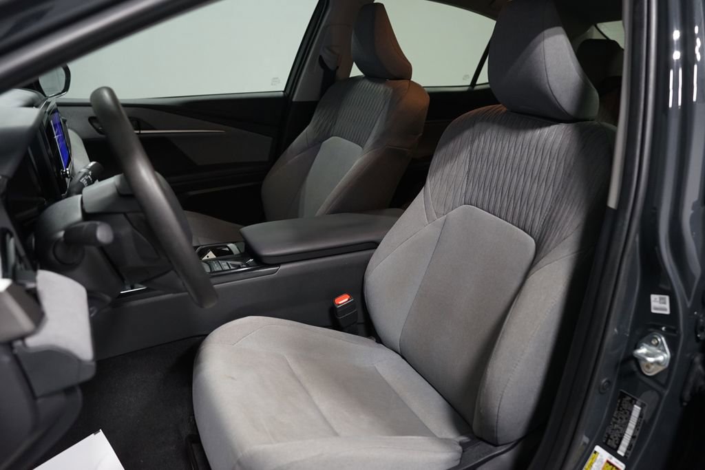 Certified 2025 Toyota Camry LE image 27