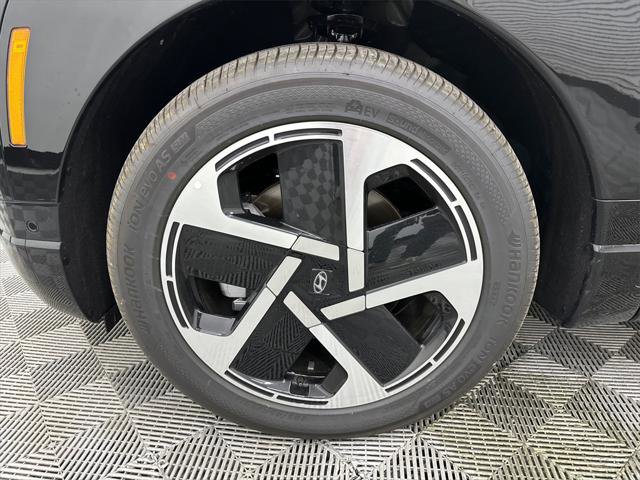 New 2026 Hyundai Ioniq 9 Limited image 13