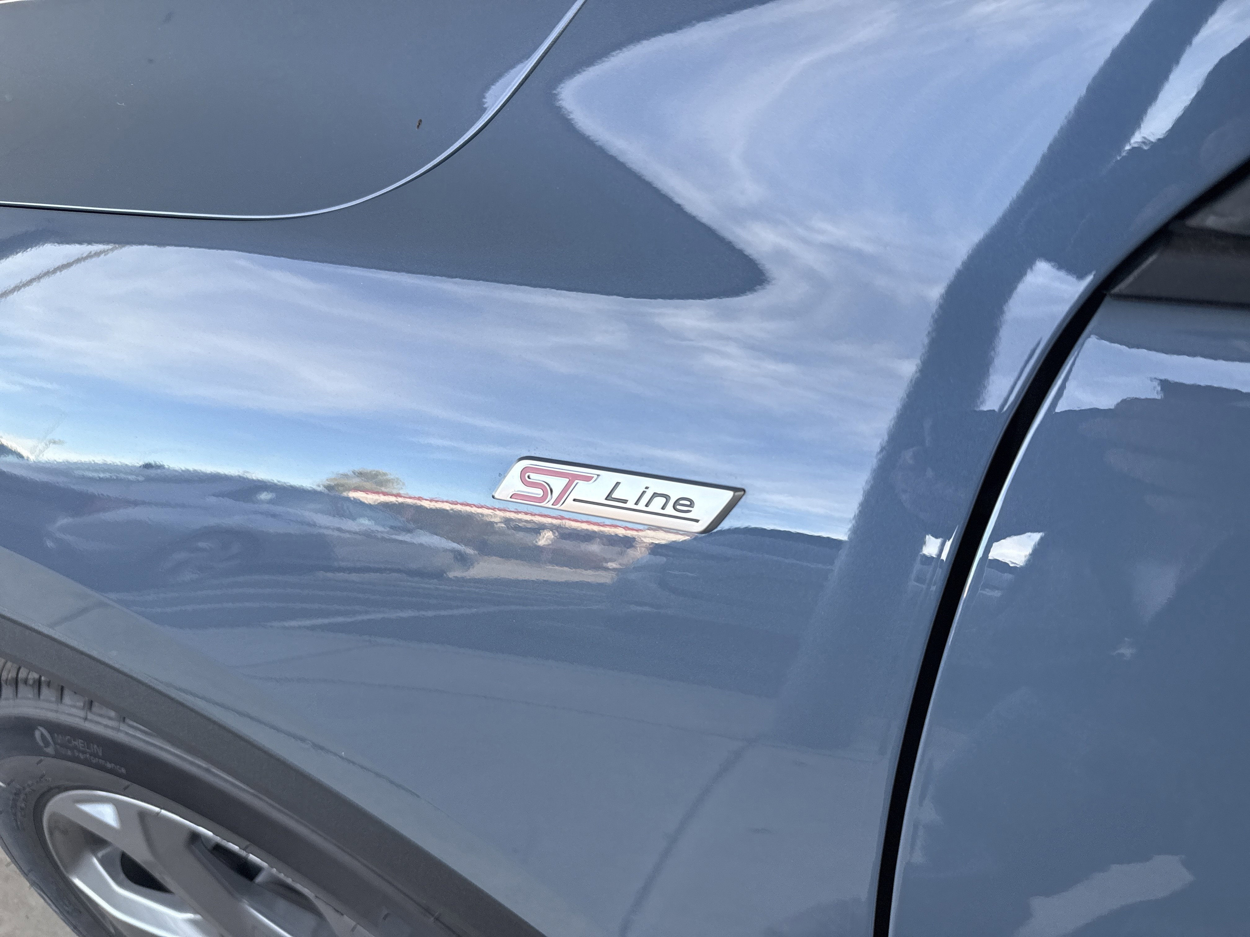 New 2026 Ford Escape ST-Line w/ Tech Pack #1 FWD image 9