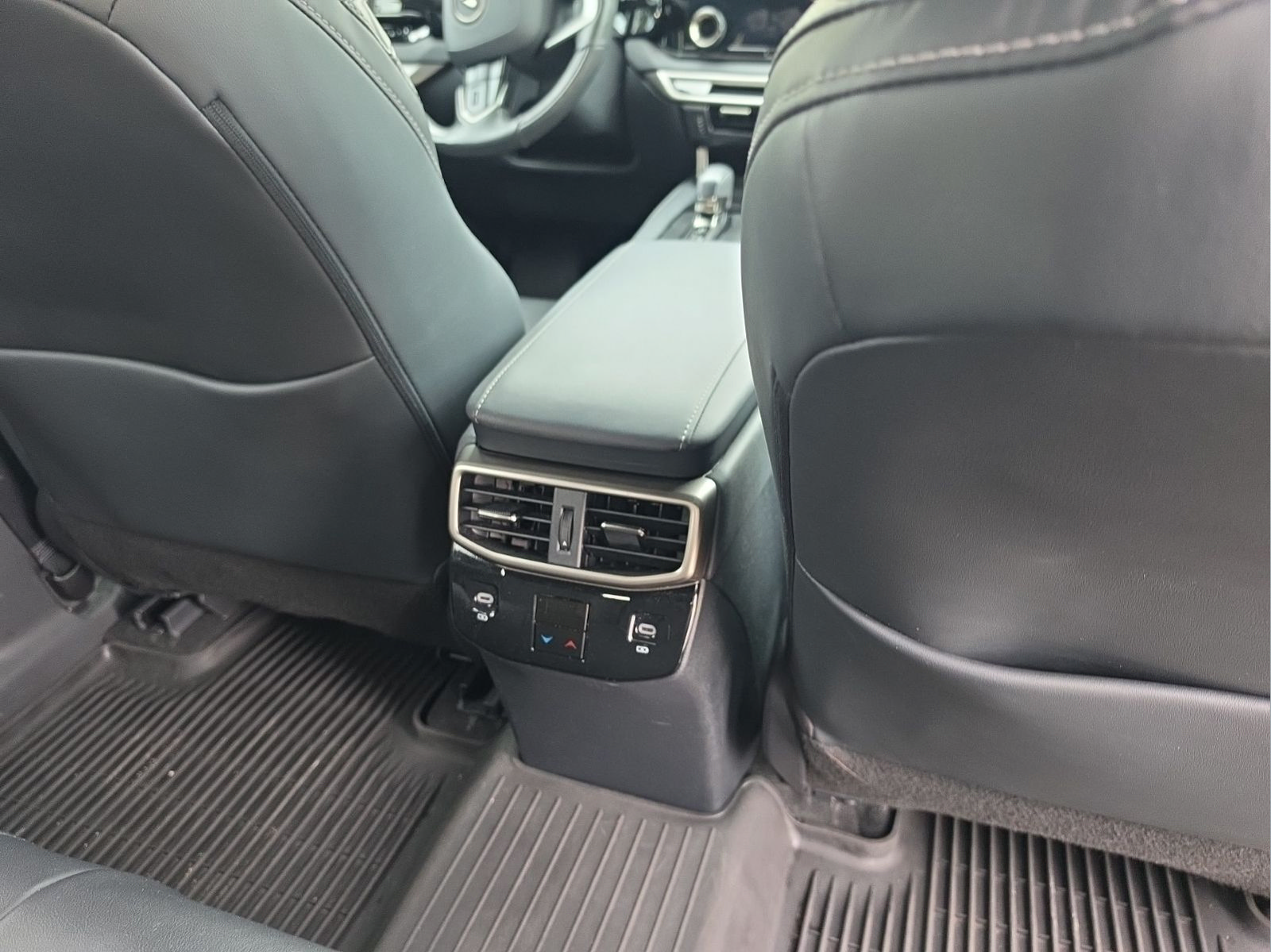 Used 2023 Lexus RX 350 w/ Accessory Package (Z1) AWD/4WD image 13