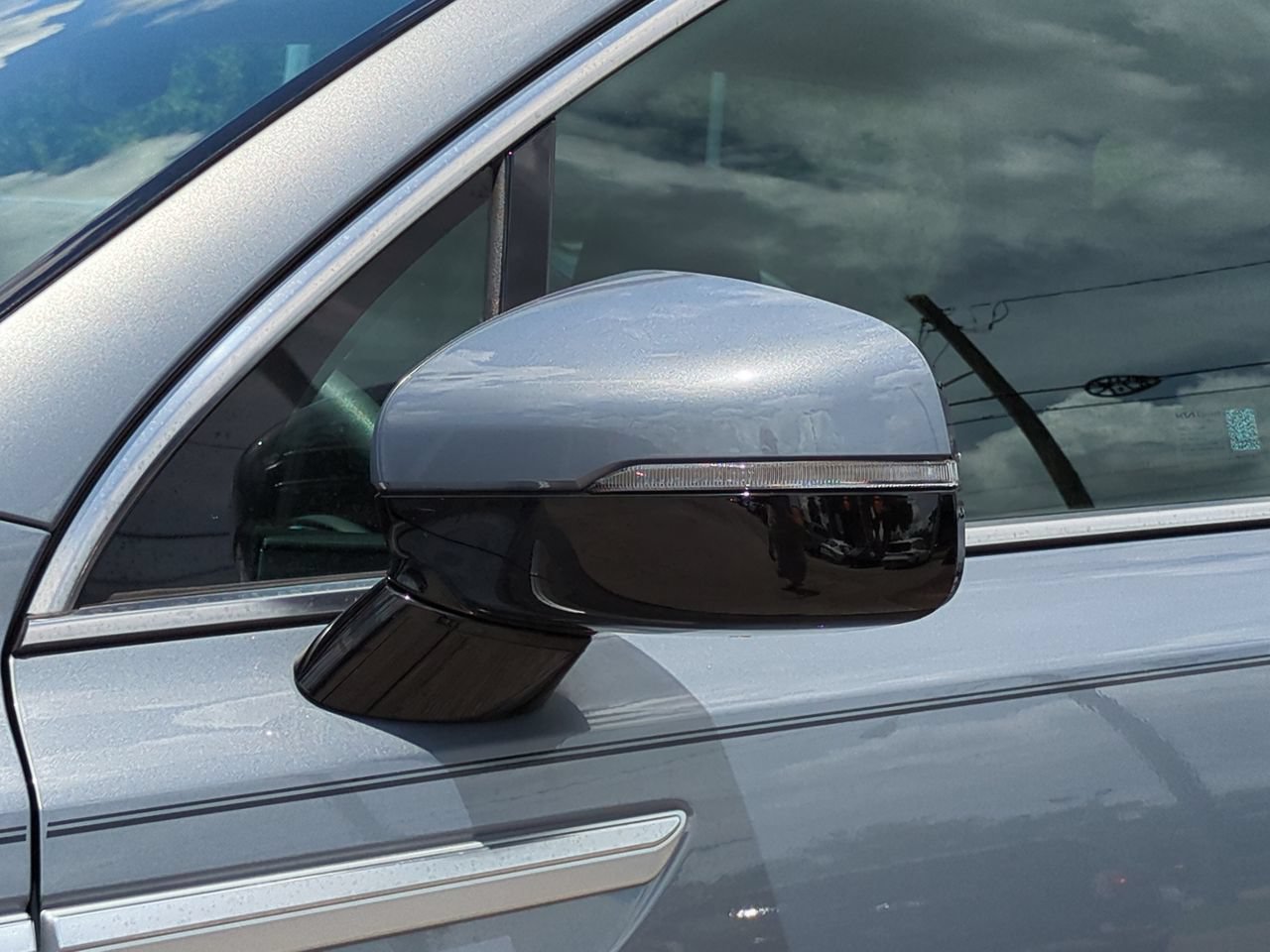 Certified 2024 Kia Sorento LX FWD image 12