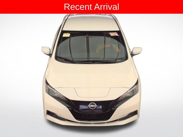 Used 2025 Nissan Leaf S FWD image 2