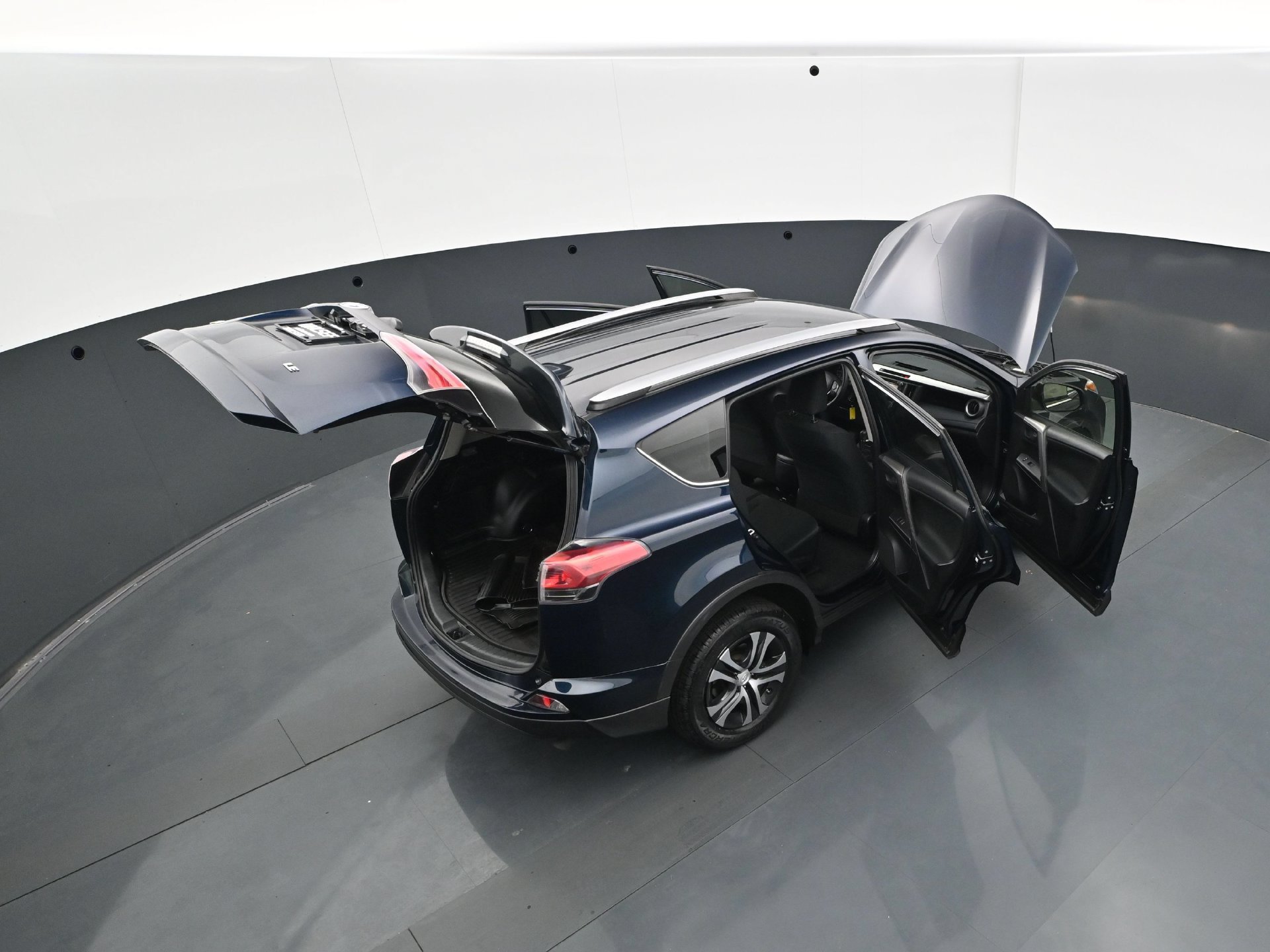 Used 2017 Toyota RAV4 LE w/ All Weather Liner Package FWD image 41