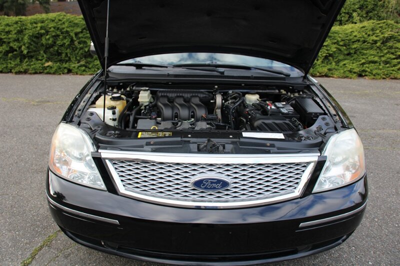 Used 2005 Ford Five Hundred Limited AWD/4WD image 19