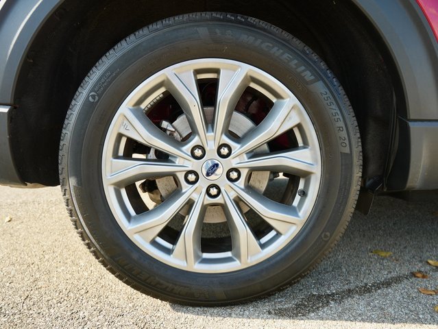 Used 2023 Ford Explorer Limited image 34