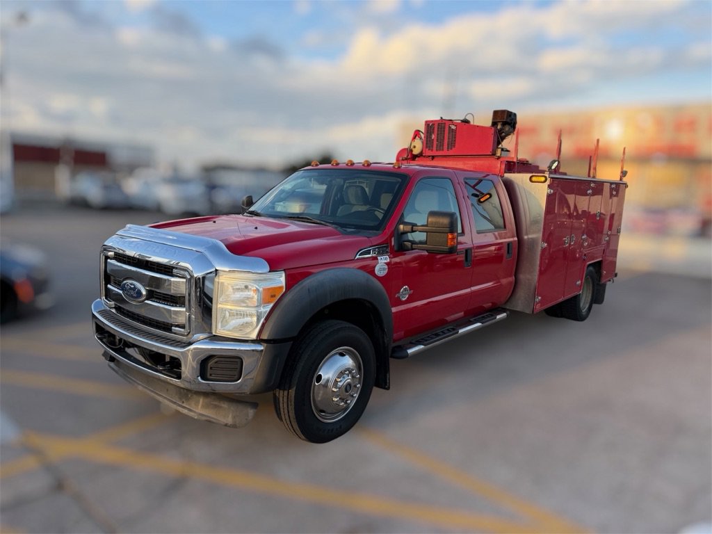 Used 2011 Ford F550 4x4 Crew Cab Super Duty w/ XLT Interior Pkg image 1